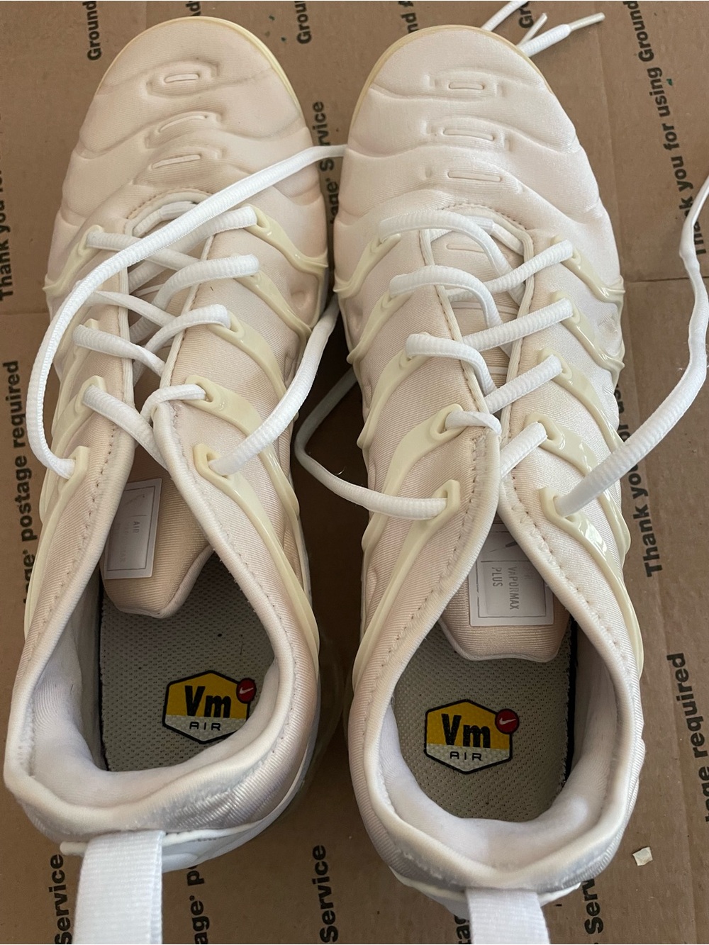 Nike White Off White VaporMax Plus Sneakers with Yellow Insole Logo